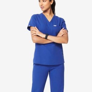 BNWT SOLD OUT LIMITED WINNING BLUE SCRUB SET